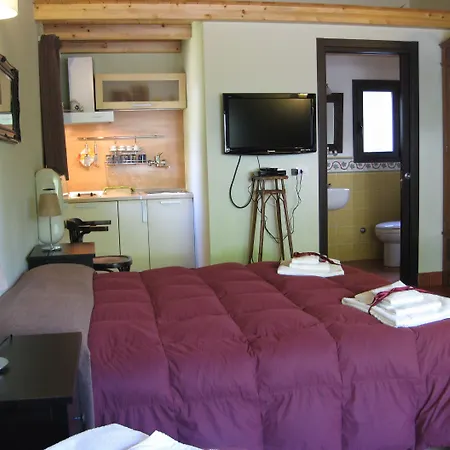 Alojamento de Acomodação e Pequeno-almoço Domus Verdiana Ragalna