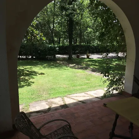 Alojamento de Acomodação e Pequeno-almoço Domus Verdiana Ragalna