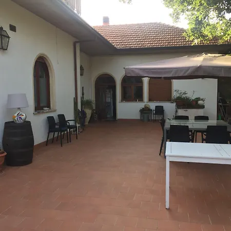 Alojamento de Acomodação e Pequeno-almoço Domus Verdiana 4*